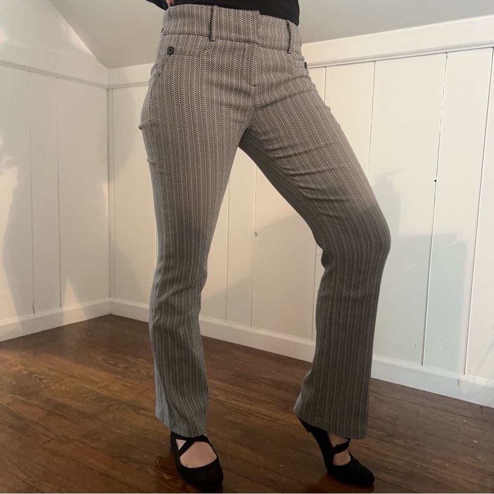 Size 7 Black and White Straight Fit Pants
